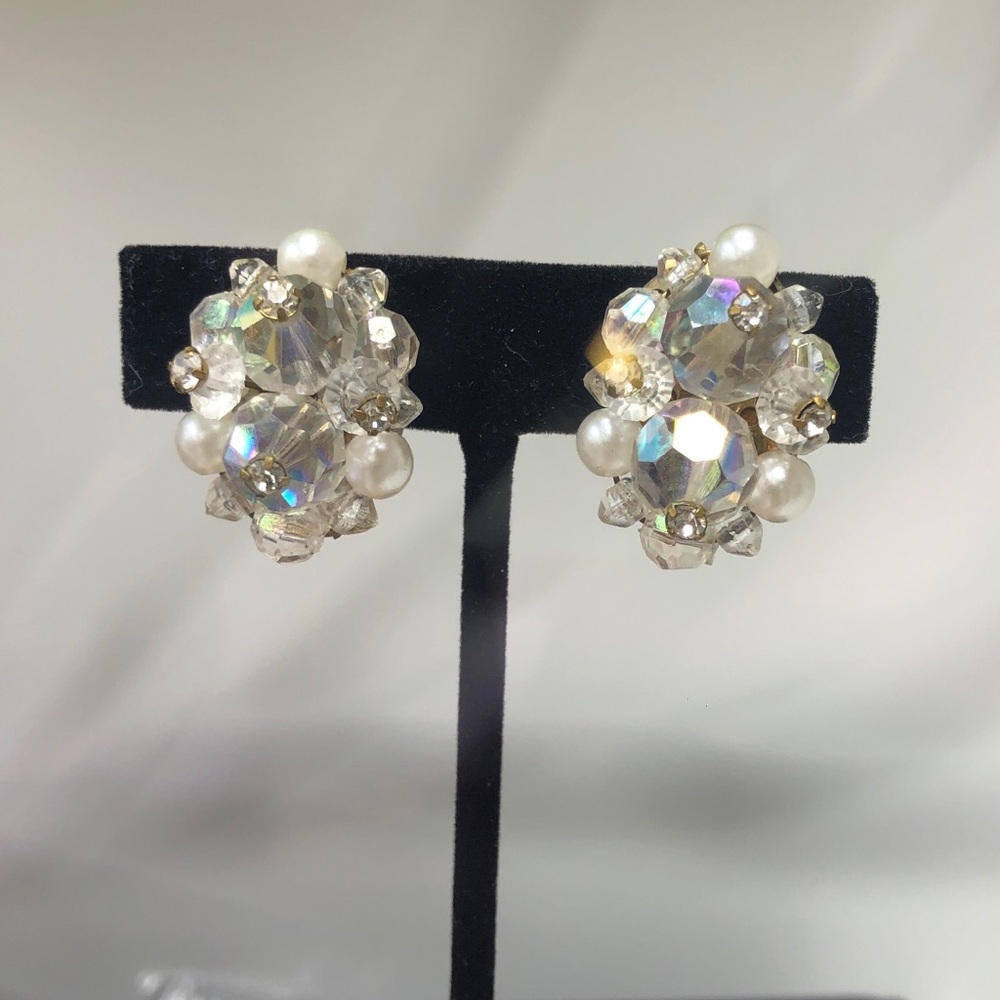 Aurora Borealis, faux pearl, rhinestone clips